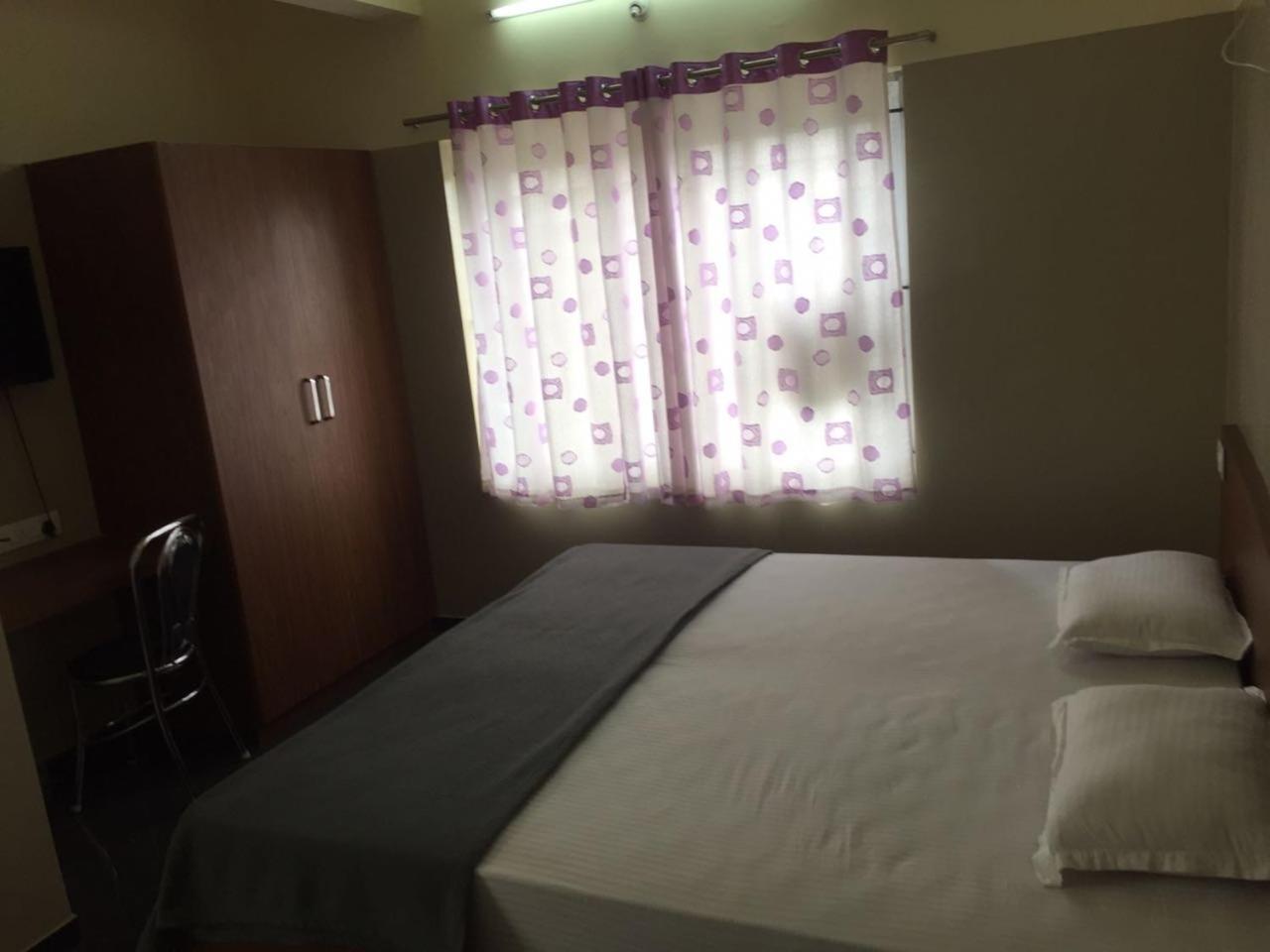 Rainbow Comforts Hotell Chikmagalūr Eksteriør bilde